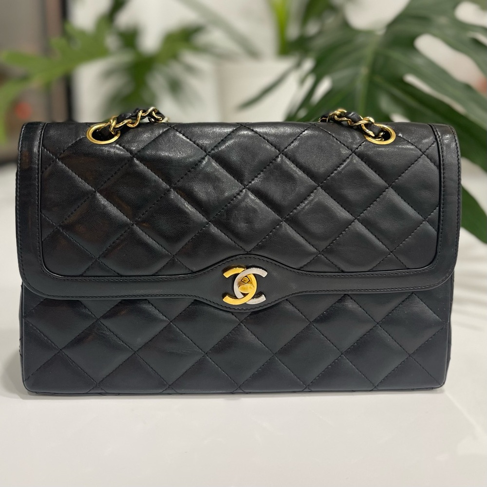 SOLD Chanel Paris Vintage flaps bag